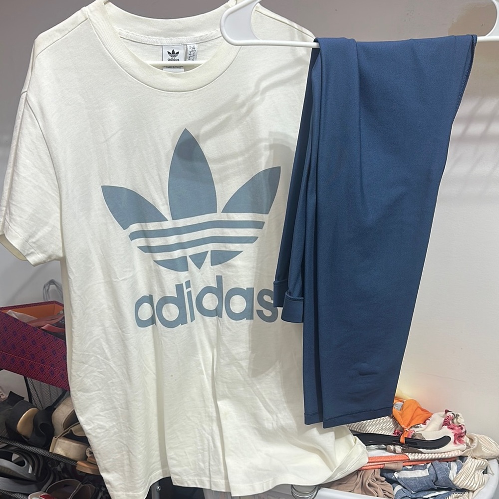 Adidas Off-White Tee and Navy Leggings Set